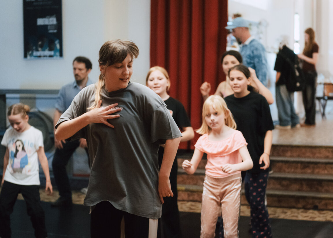 Ali Karlovská: Street dance