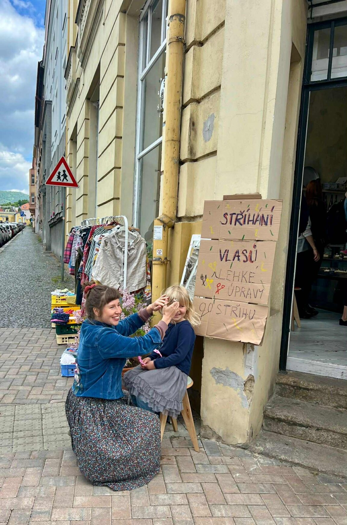 Laura Fiľáková & Janka: Kadeřnický salón